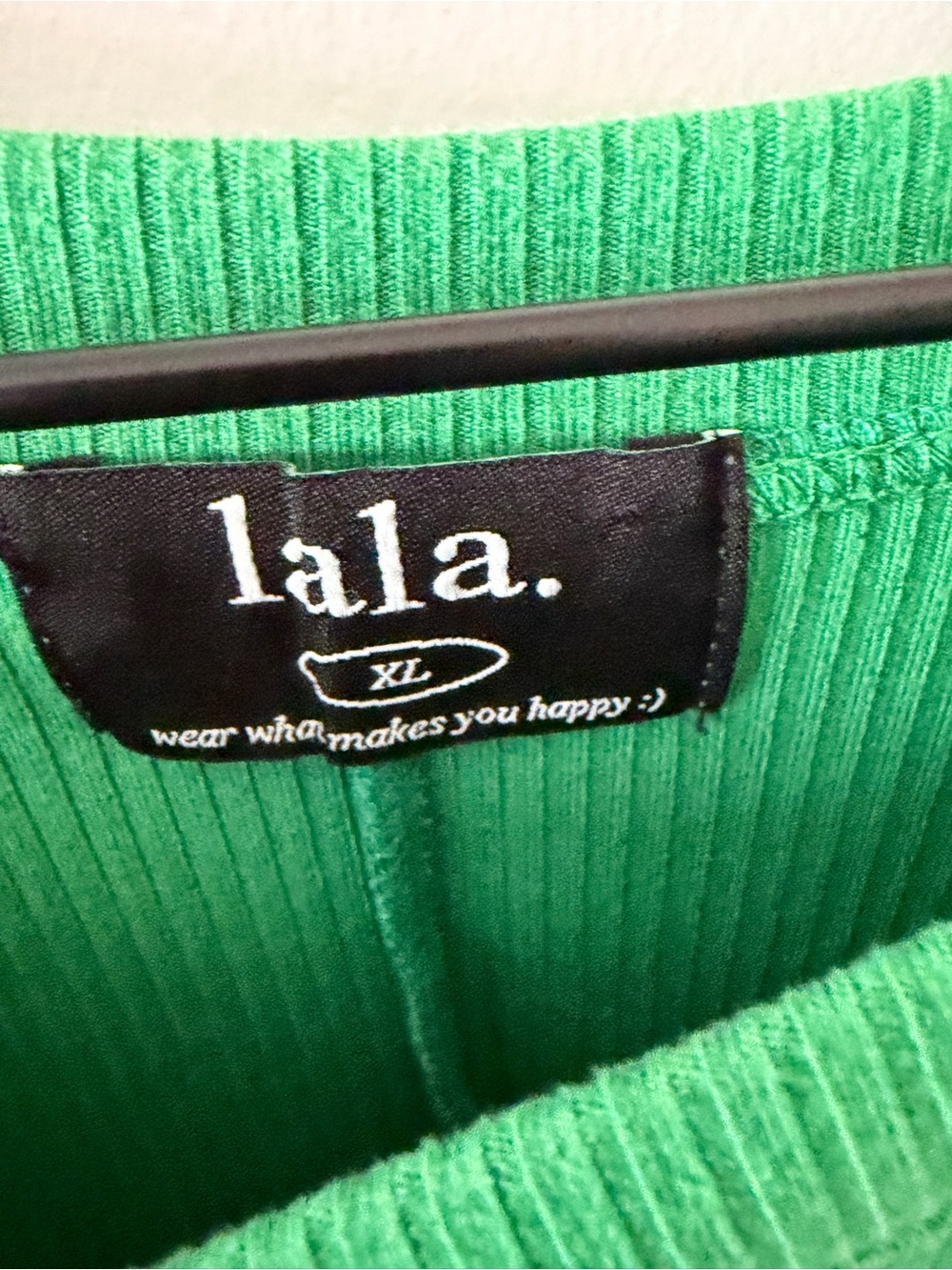 Dressed in LALA Lex Ribbed Shorts Playsuit True Green - XL - Picture 5 of 5